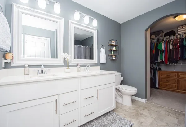 $379,900 | 293 Redwood Drive, Mapleton, ND 58059