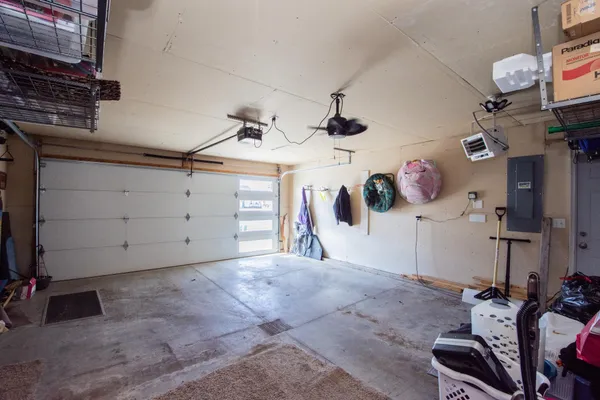 $379,900 | 293 Redwood Drive, Mapleton, ND 58059