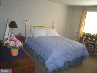 1013 Twining Road Dresher, PA 19025 - Photo 4 of 6 Gallery Image 4