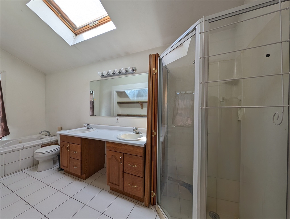 329 White Pond Road Lancaster, MA 01523 - Photo 17 of 27 Gallery Image 17