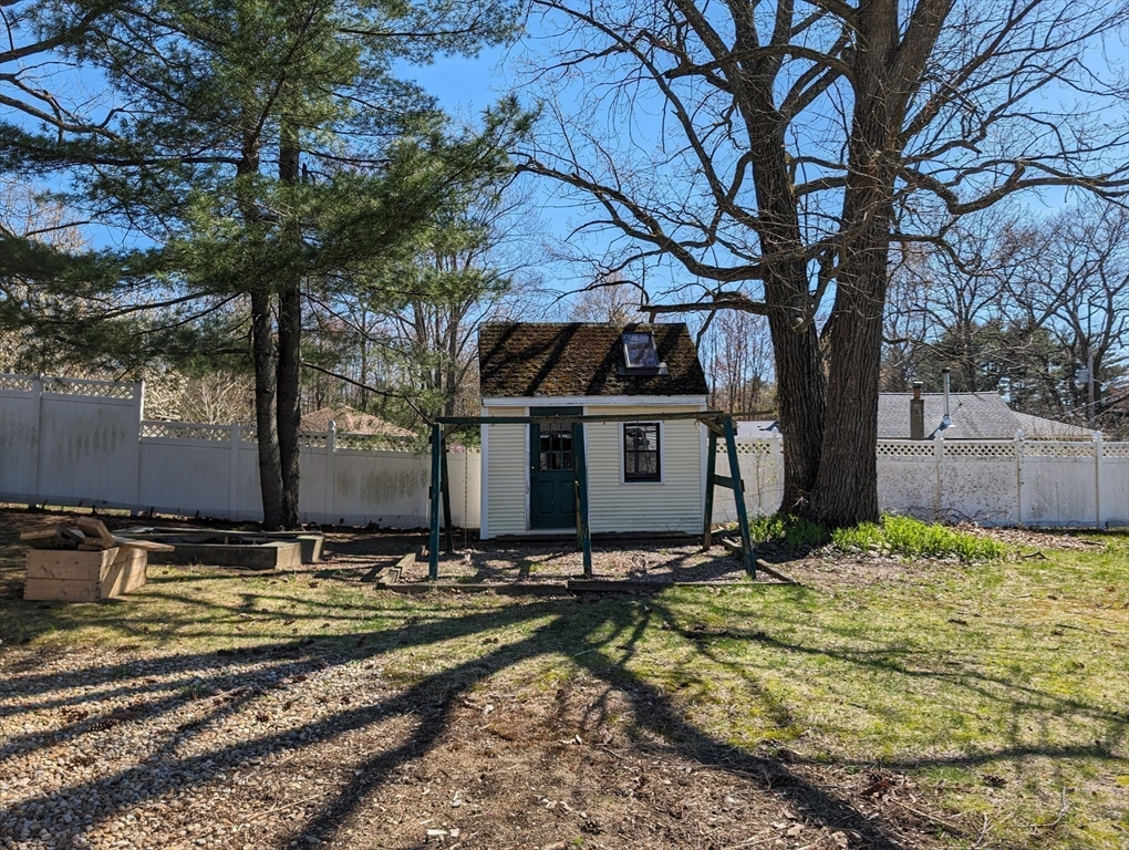 329 White Pond Road Lancaster, MA 01523 - Photo 25 of 27 Gallery Image 25