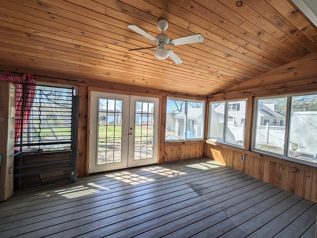 329 White Pond Road Lancaster, MA 01523 - Photo 3 of 27 Gallery Image 3