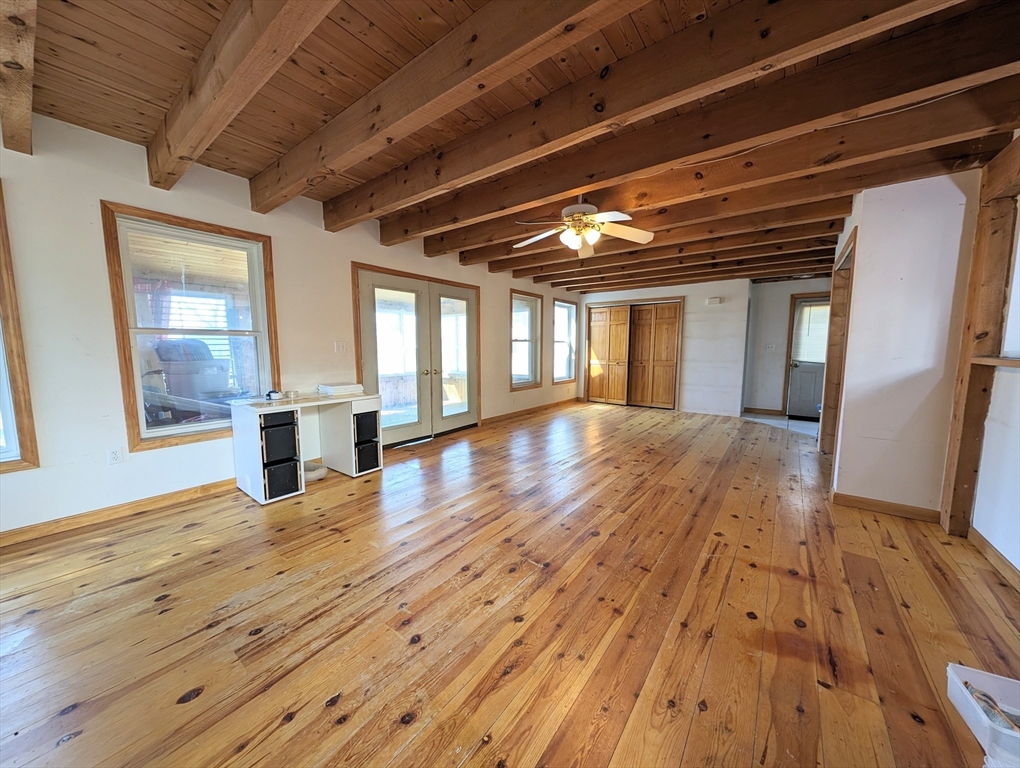 329 White Pond Road Lancaster, MA 01523 - Photo 4 of 27 Gallery Image 4