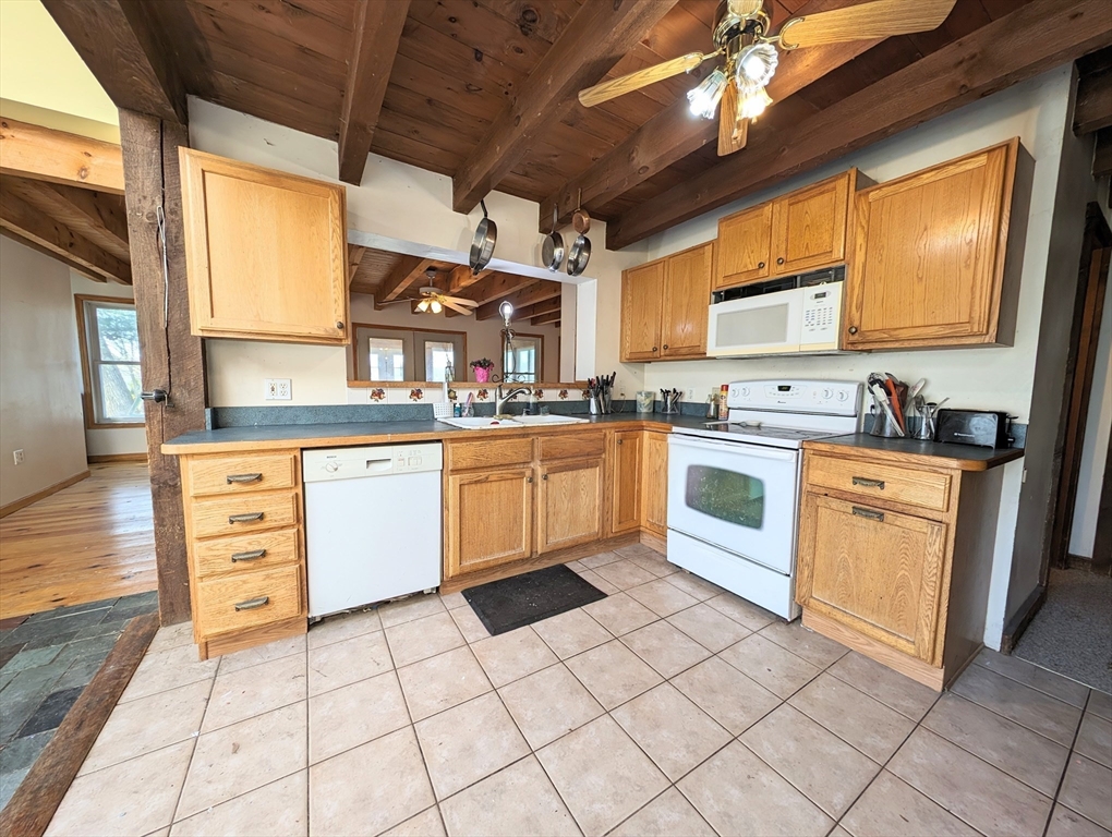 329 White Pond Road Lancaster, MA 01523 - Photo 8 of 27 Gallery Image 8