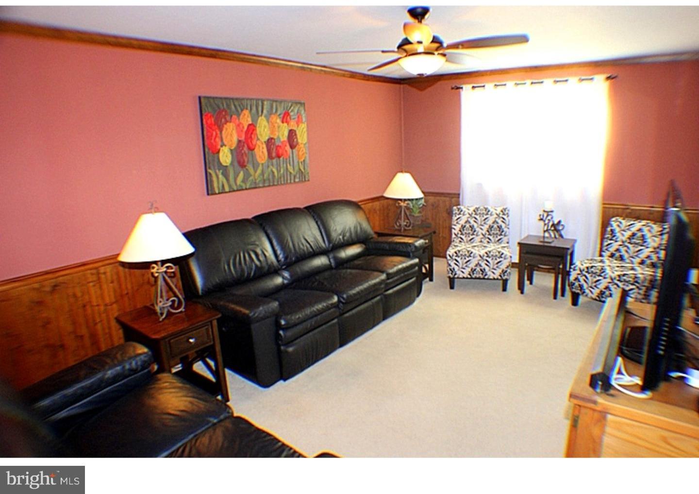 30 Southbridge Road Bear, DE 19701 - Photo 6 of 25 Family Room