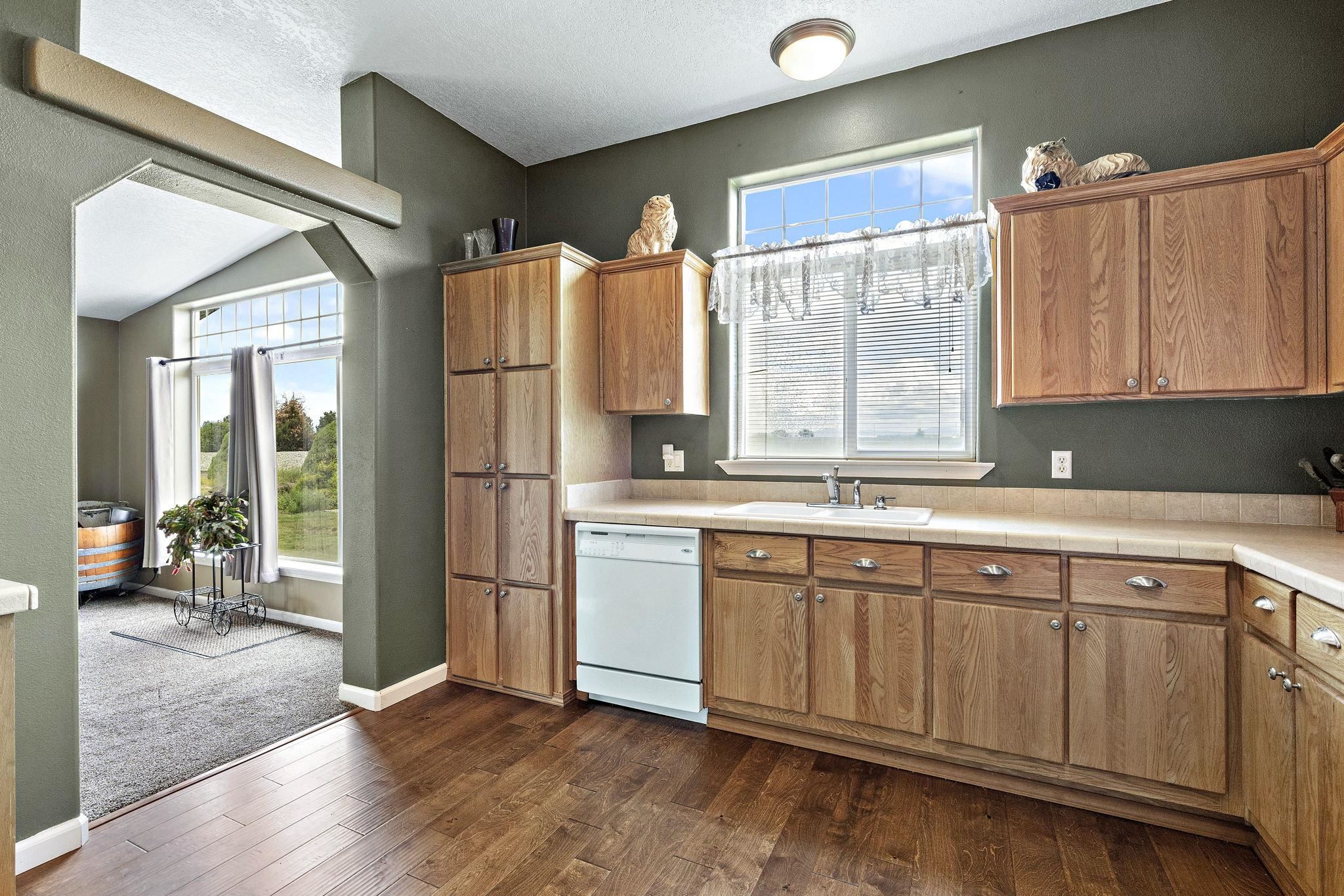 26609 North Denison Road Deer Park, WA 99006 - Photo 8 of 25
