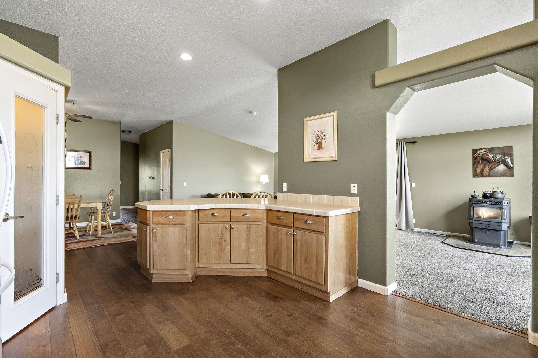 26609 North Denison Road Deer Park, WA 99006 - Photo 10 of 25
