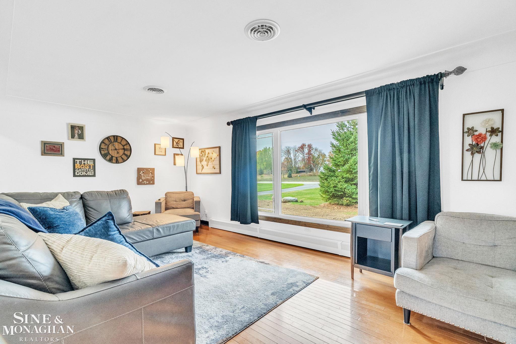 389 South Townline Road Sandusky, MI 48471 - Photo 6 of 63 50163724-48bcee7f-f11f-4140-aab3-2ed637d9851a.JPG