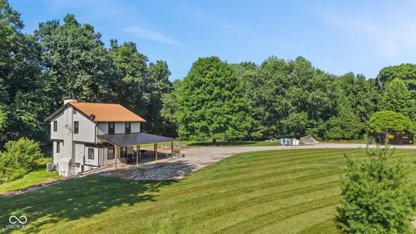 $499,900 | 8666 Bear Creek Road, Morgantown, IN 46160
