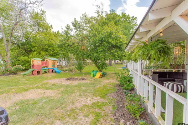 $224,000 | 212 Smith Street, Henderson, TX 75654