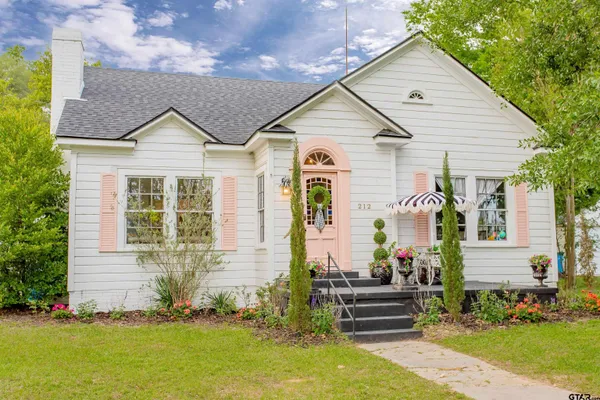 $224,000 | 212 Smith Street, Henderson, TX 75654