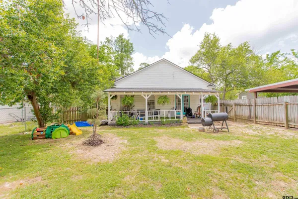 $224,000 | 212 Smith Street, Henderson, TX 75654