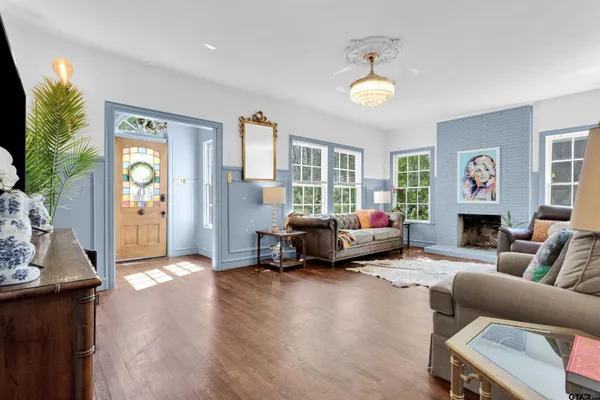 $224,000 | 212 Smith Street, Henderson, TX 75654