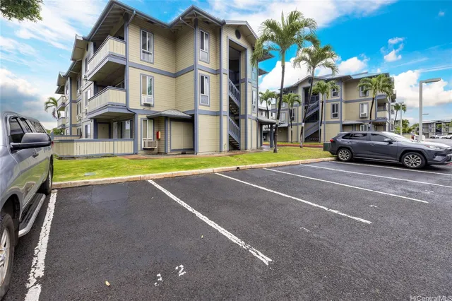 $2,700 | 91-271 Hanapouli Circle, Unit 14E, Ewa Beach, HI 96706