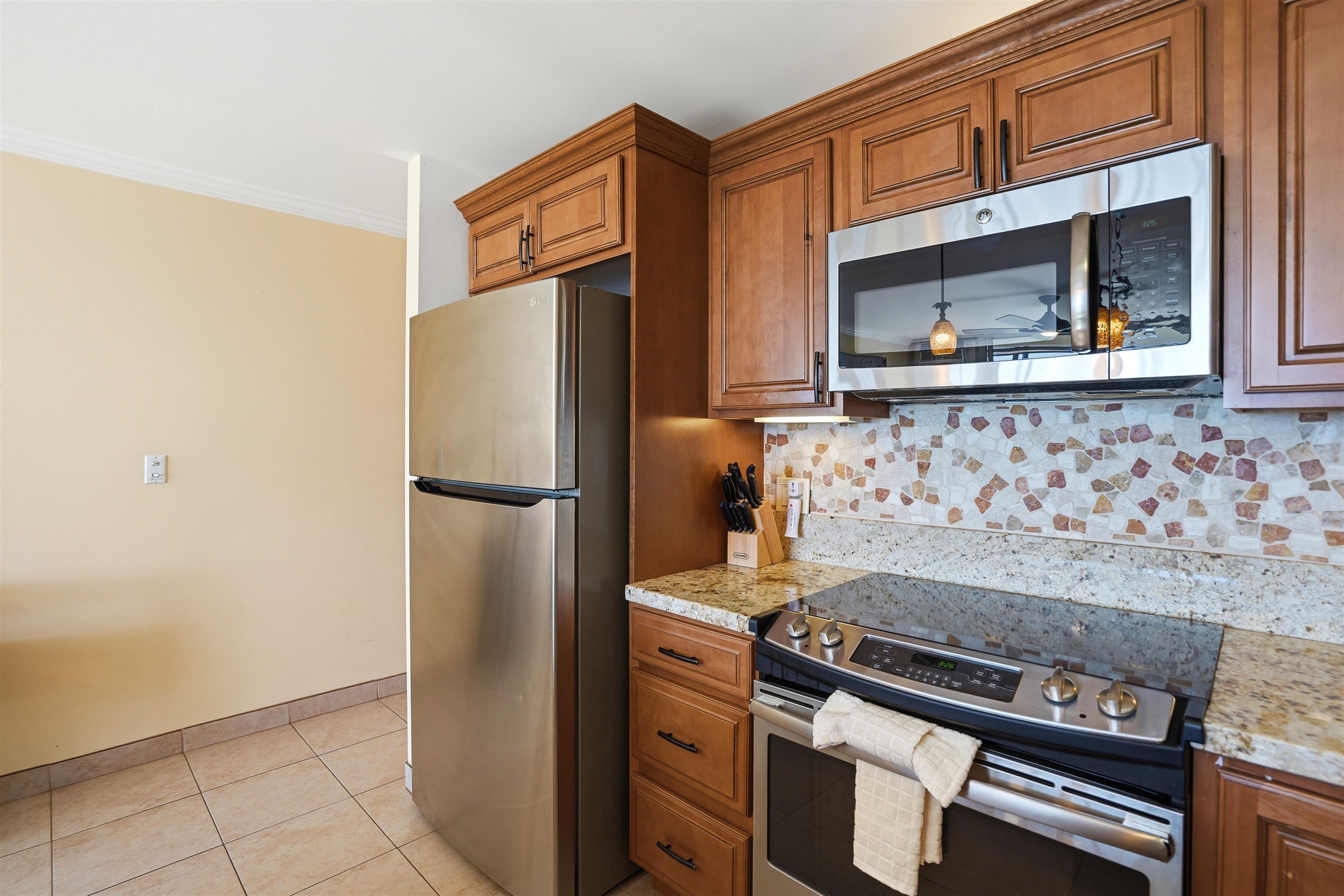 1310 Uluniu Road, Unit 202 Kihei, HI 96753 - Photo 11 of 39