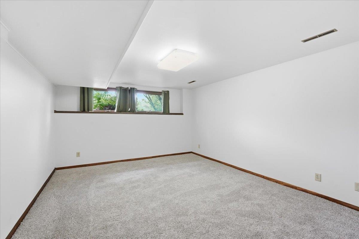 5302 Comanche Way Madison, WI 53704 - Photo 43 of 68