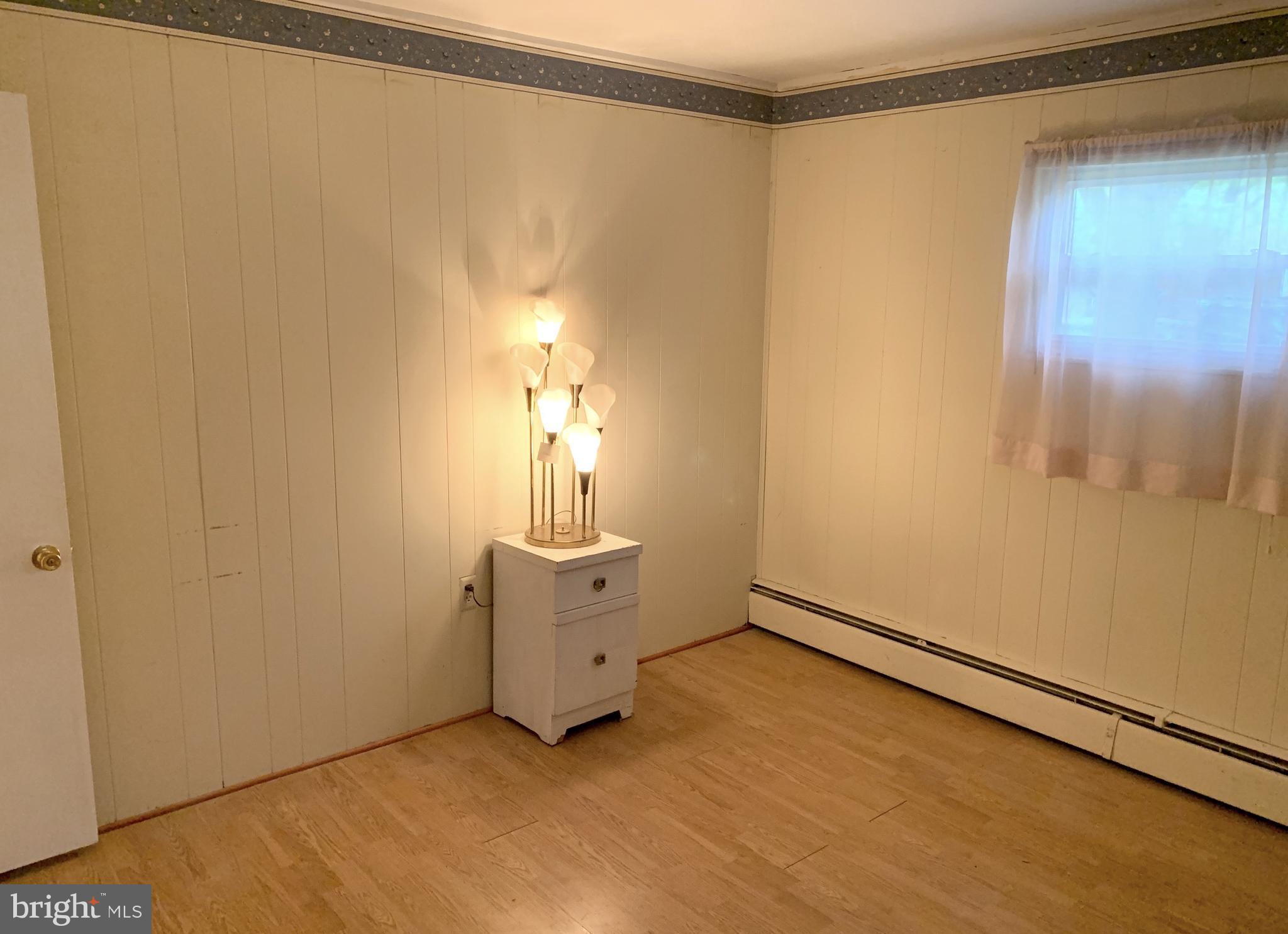 7872 Elizabeth Road Pasadena, MD 21122 - Photo 11 of 30 Gallery Image 11