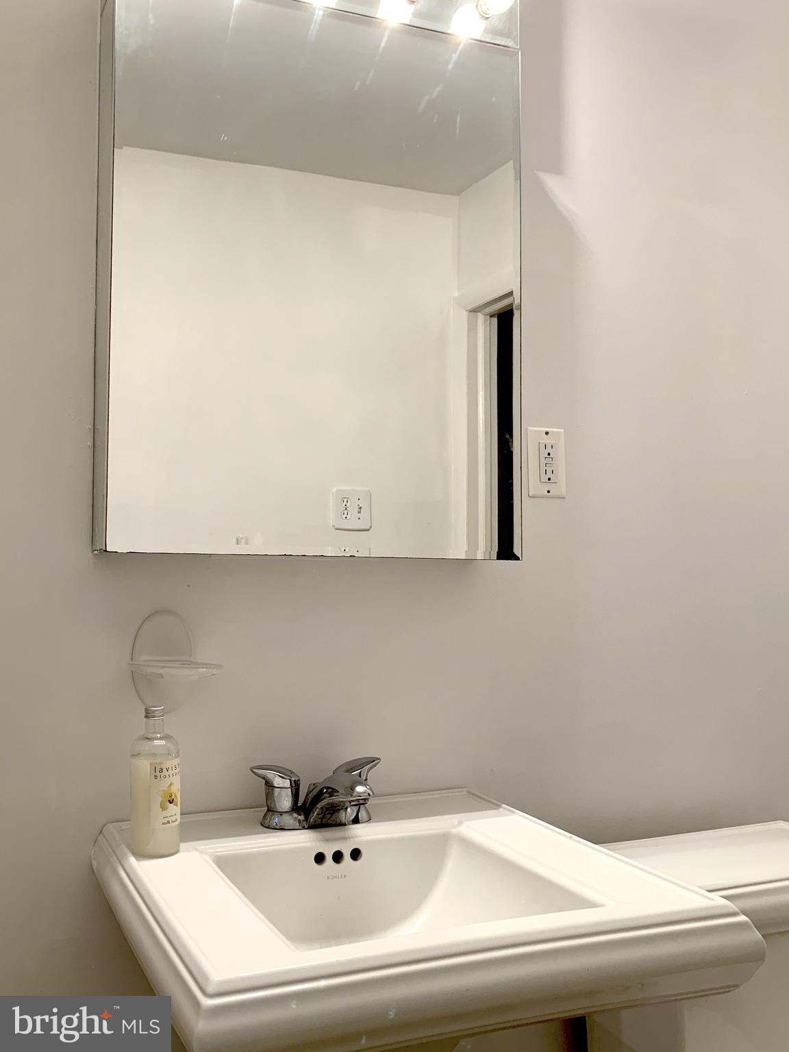7872 Elizabeth Road Pasadena, MD 21122 - Photo 16 of 30 Gallery Image 16