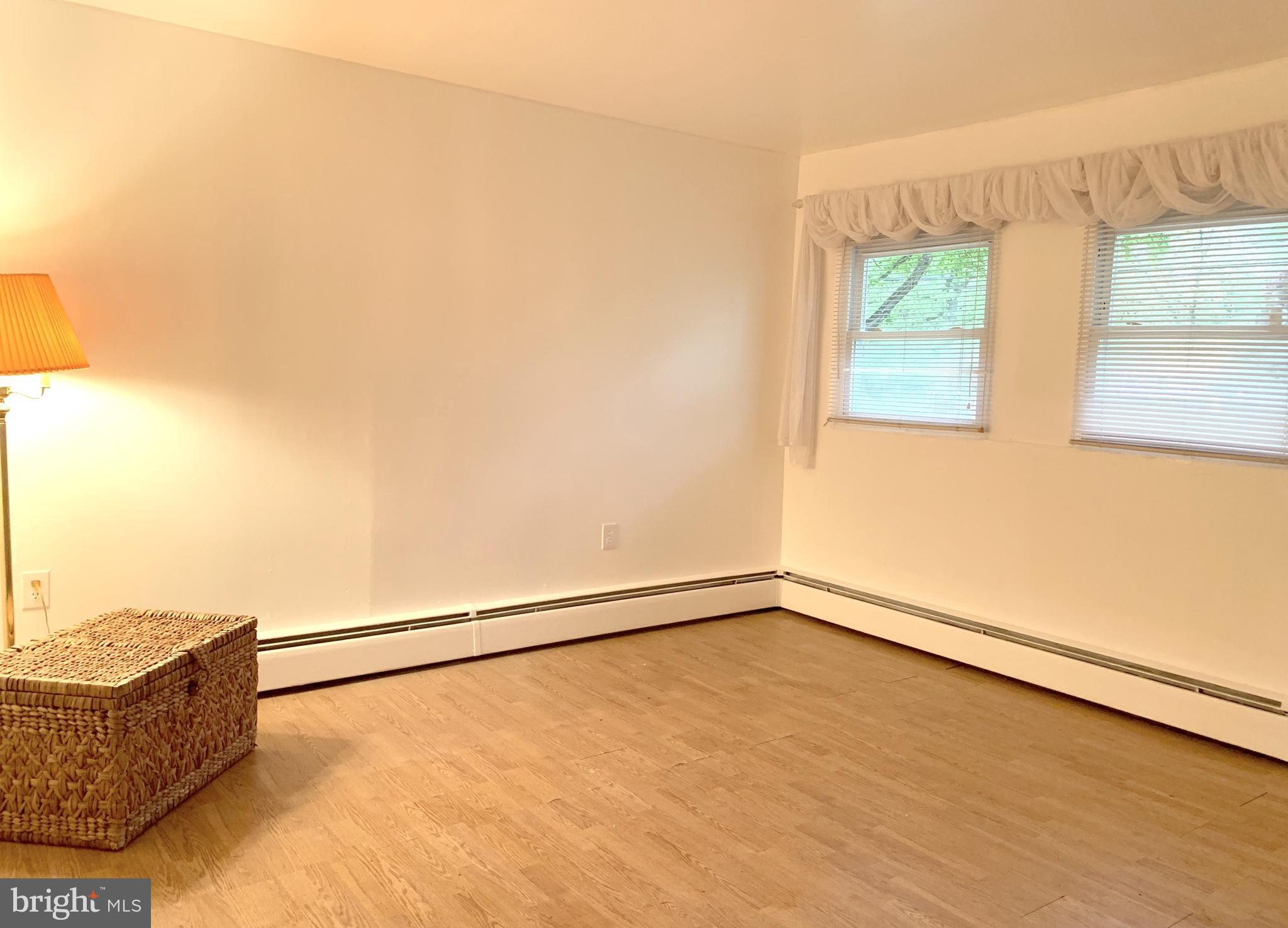 7872 Elizabeth Road Pasadena, MD 21122 - Photo 8 of 30 Gallery Image 8