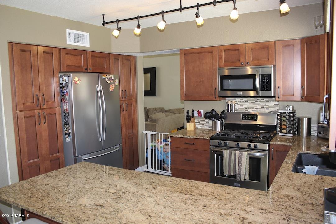 7281 West Maple Ridge Drive Tucson, AZ 85743 - Photo 1 of 25 Gallery Image 1