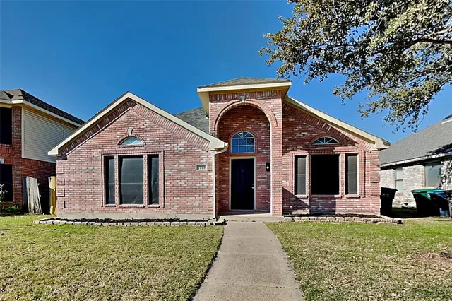 $2,125 | 7309 Indiana Avenue, Fort Worth, TX 76137