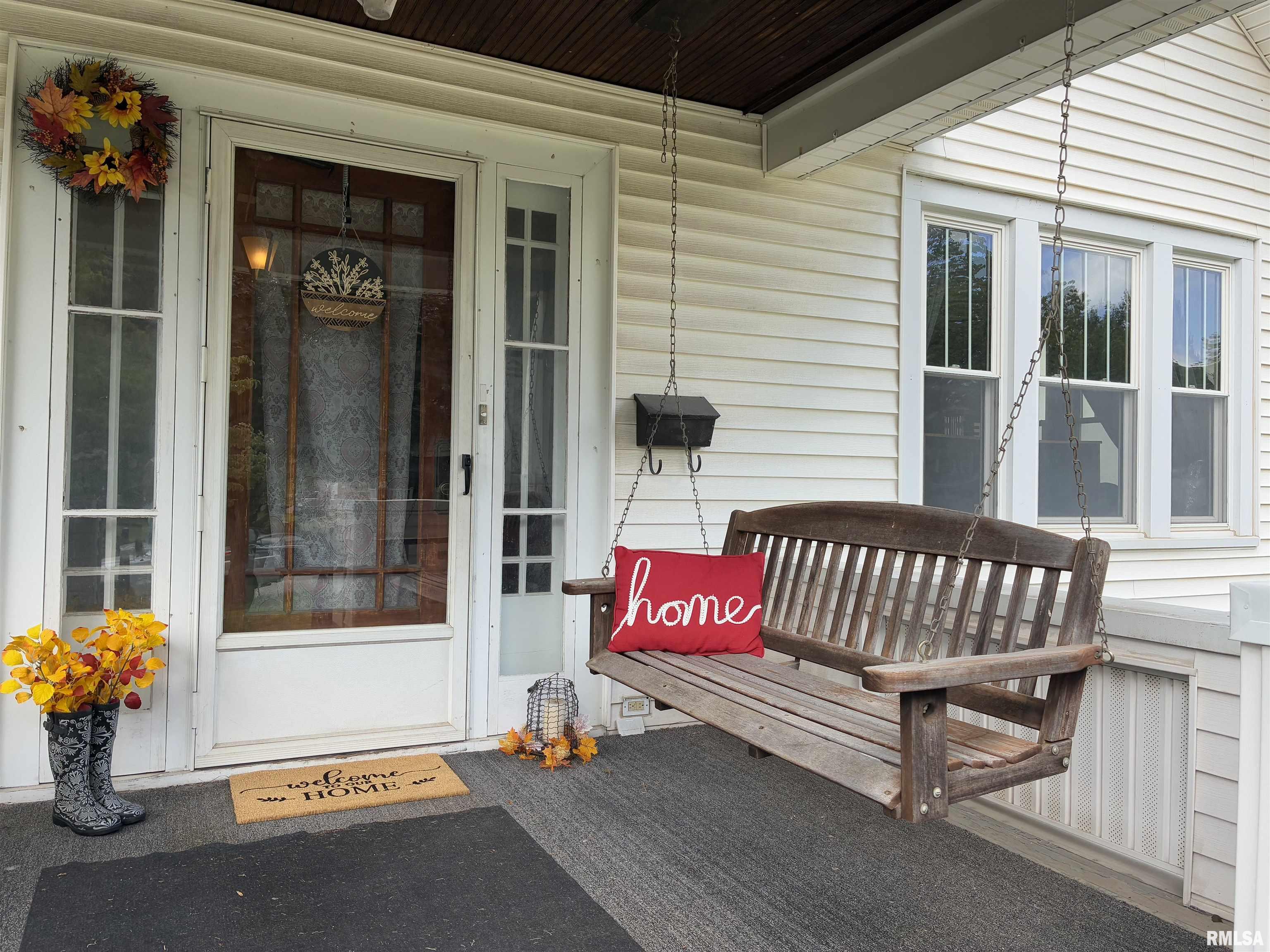 2241 Spring Street Quincy, IL 62301 - Photo 2 of 18