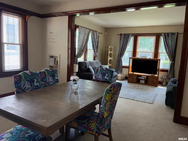 $230,000 | 2241 Spring Street, Quincy, IL 62301