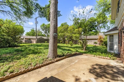 $875,000 | 4101 Far W Boulevard, Austin, TX 78731