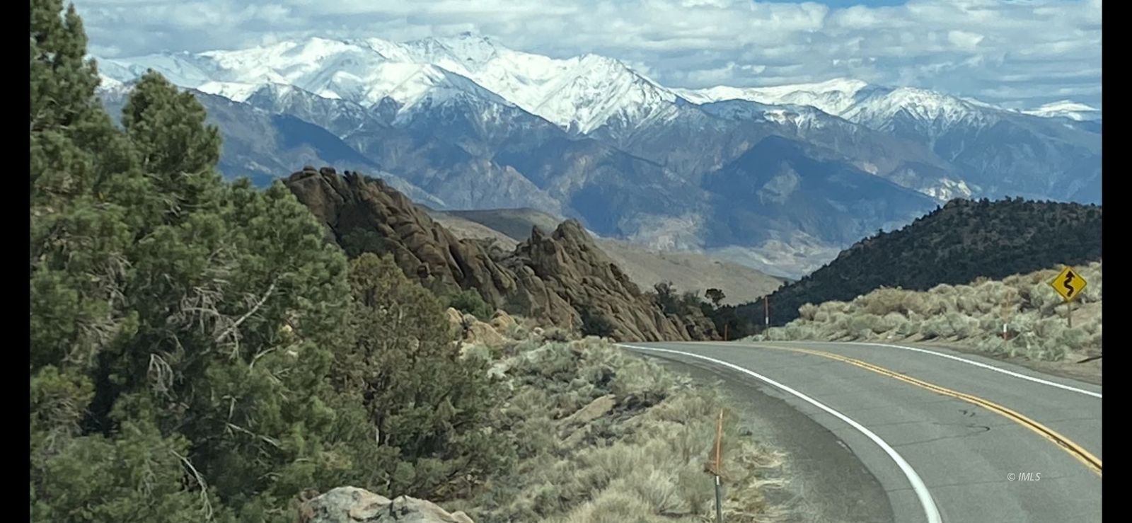 Benton Crossing Road Bishop, CA 93514 - Photo 20 of 25 a view of a yard with wooden fence