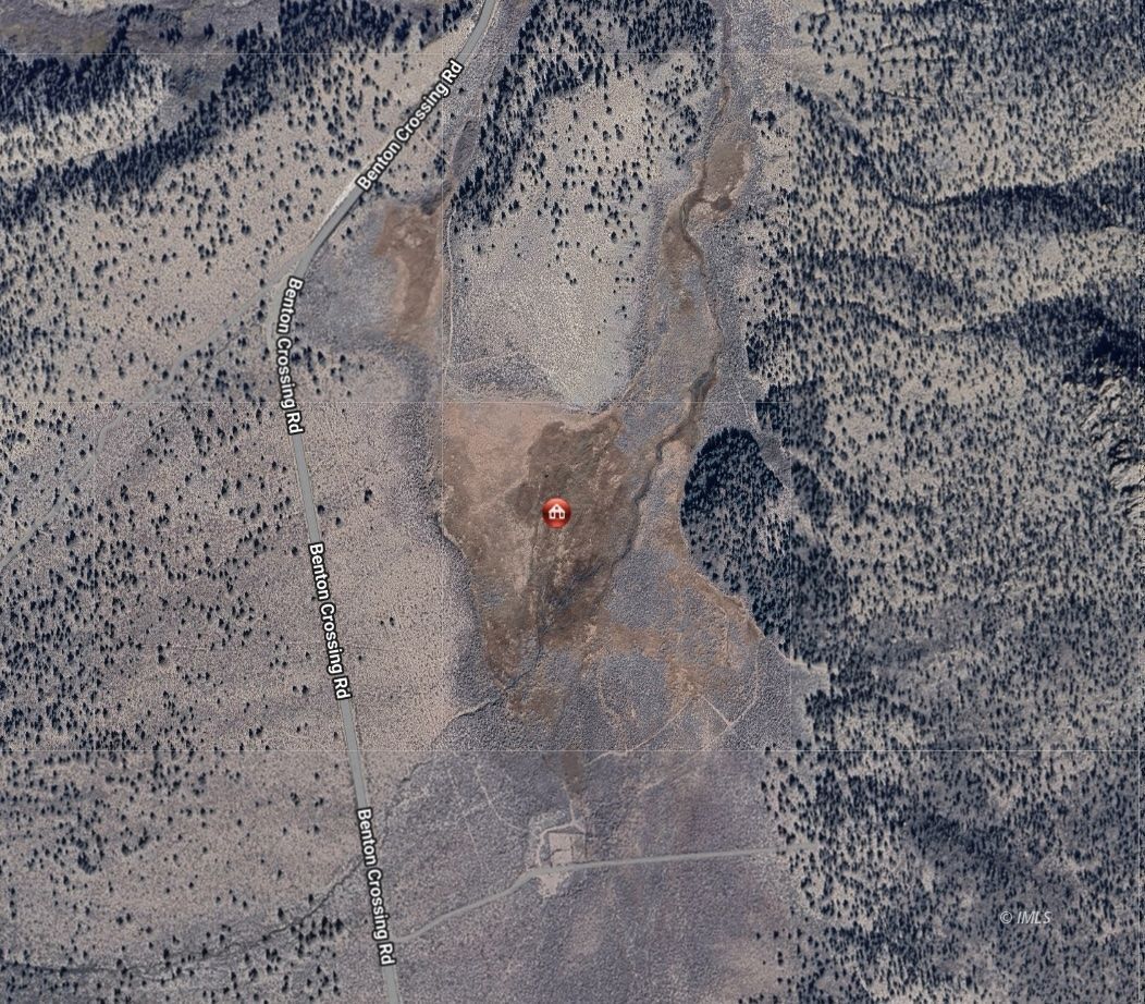 Benton Crossing Road Bishop, CA 93514 - Photo 21 of 25 a bathroom with a shower