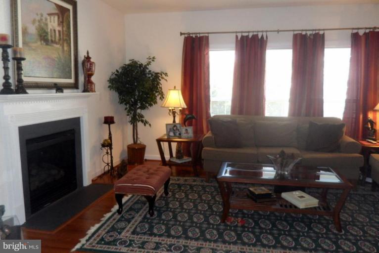 606 Crawfords Ridge Road Odenton, MD 21113 - Photo 4 of 24 Family Room #2