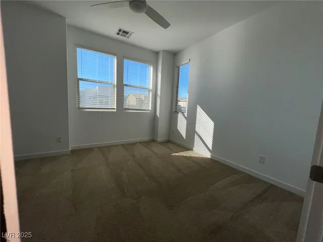 $2,490 | 612 Emerson Creek Court, North Las Vegas, NV 89084