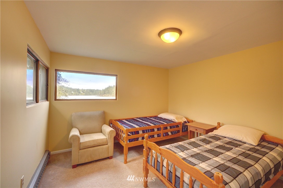 13317 Agate Beach Road Anderson Island, WA 98303 - Photo 15 of 40 Gallery Image 15