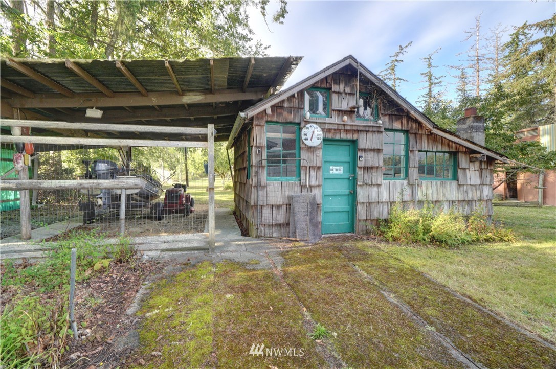 13317 Agate Beach Road Anderson Island, WA 98303 - Photo 24 of 40 Gallery Image 24