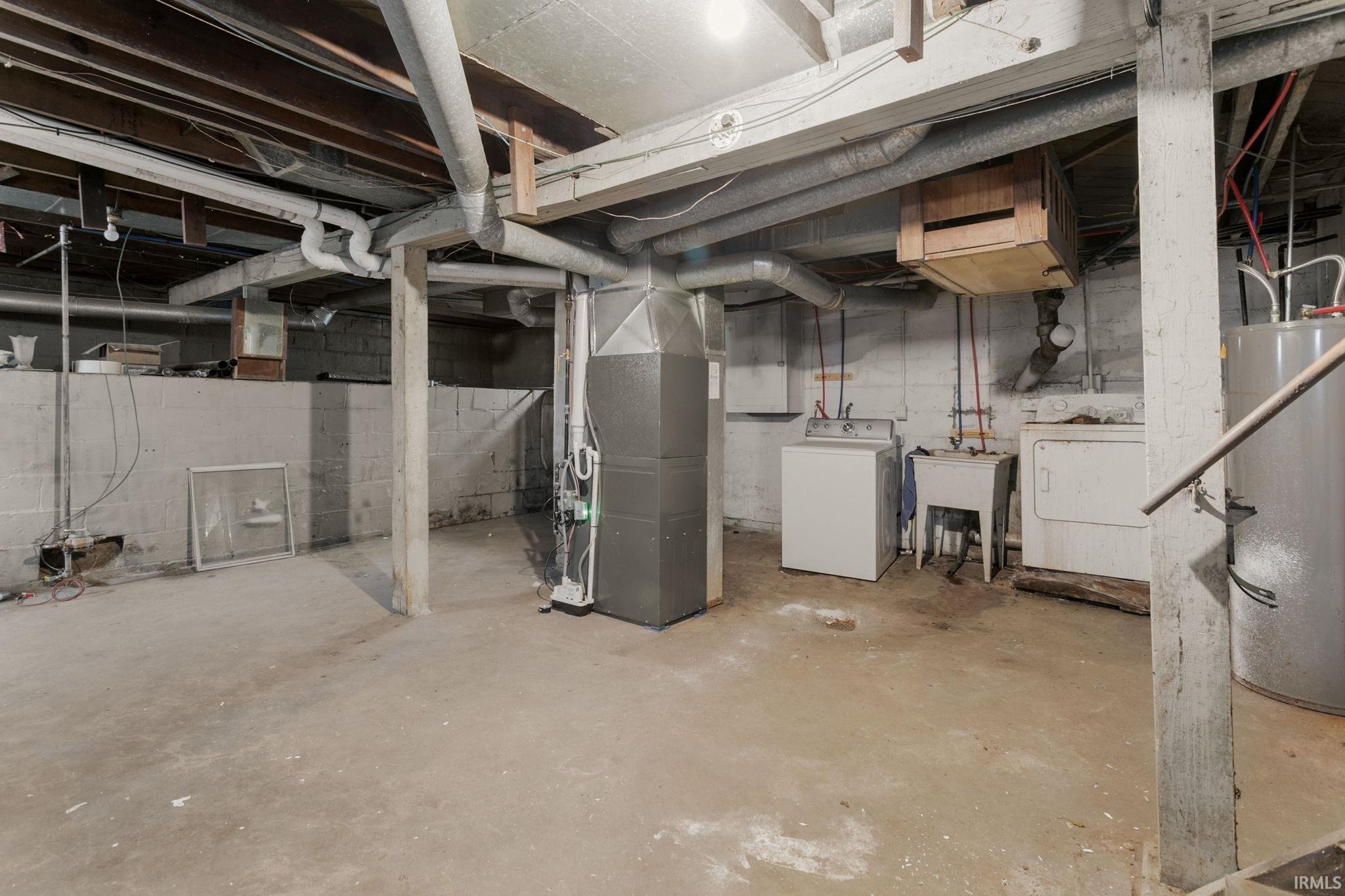 809 East Victoria Street South Bend, IN 46614 - Photo 15 of 21