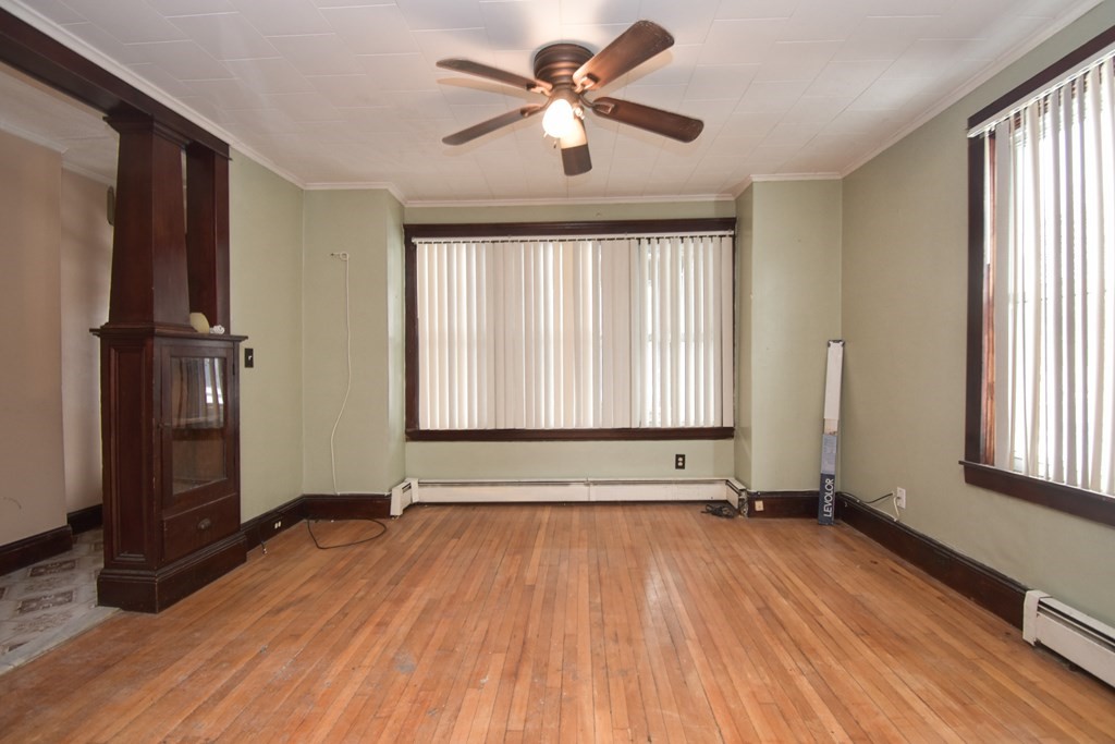 18-20 Longfellow Terrace Springfield, MA 01108 - Photo 11 of 42 Gallery Image 11