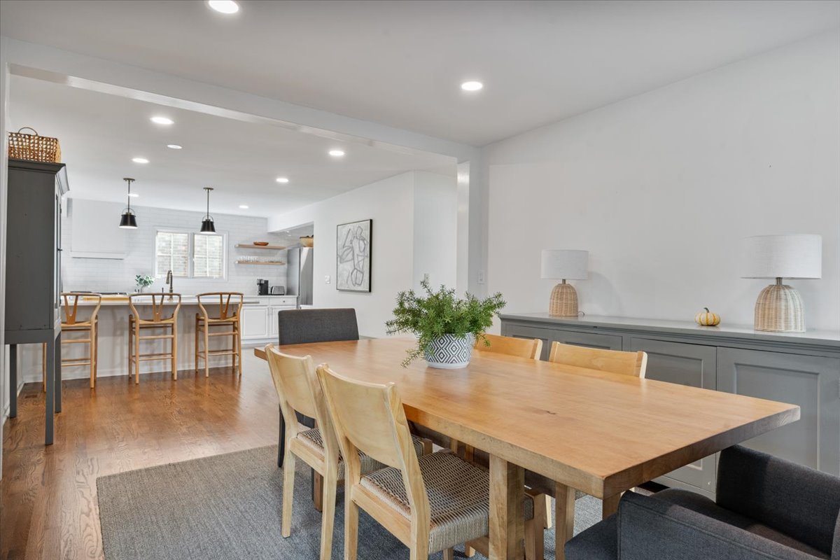 989 Ash Street Winnetka, IL 60093 - Photo 15 of 35 a kitchen with a table and chairs in it