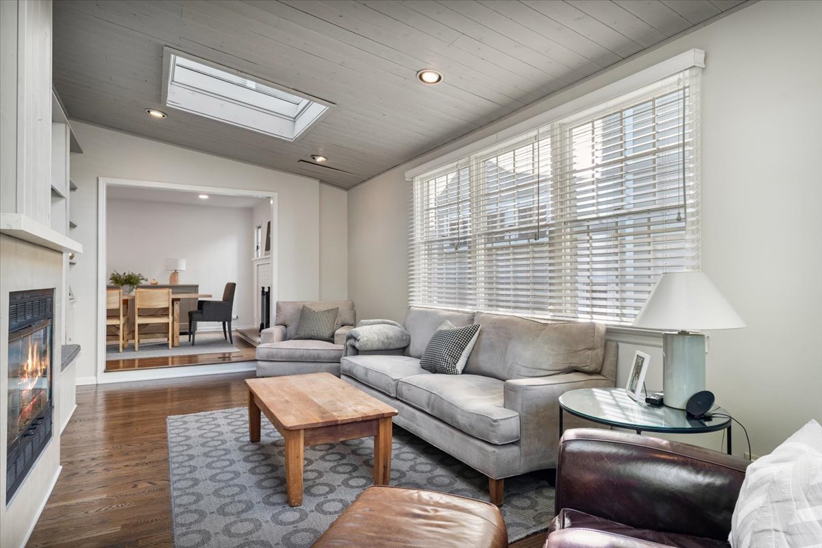 989 Ash Street Winnetka, IL 60093 - Photo 17 of 35 a living room with furniture and a large window