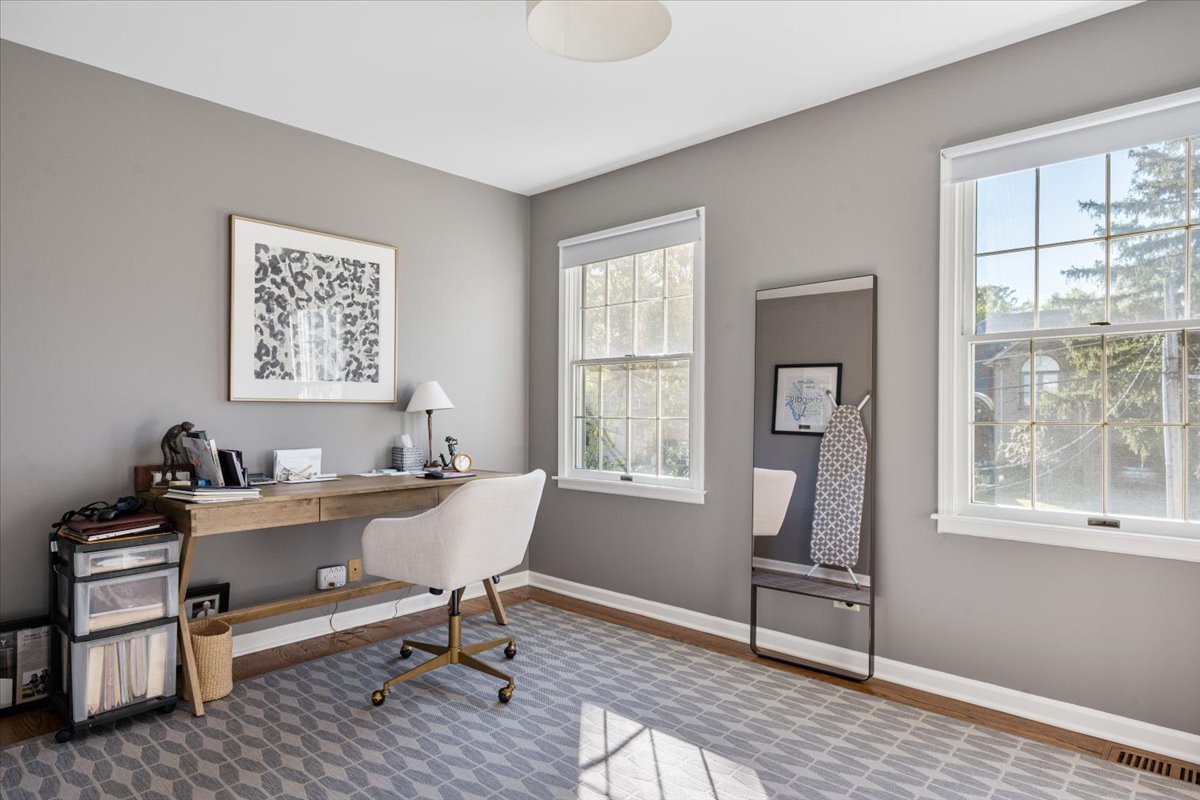 989 Ash Street Winnetka, IL 60093 - Photo 25 of 35 a view of a workspace with furniture and a window