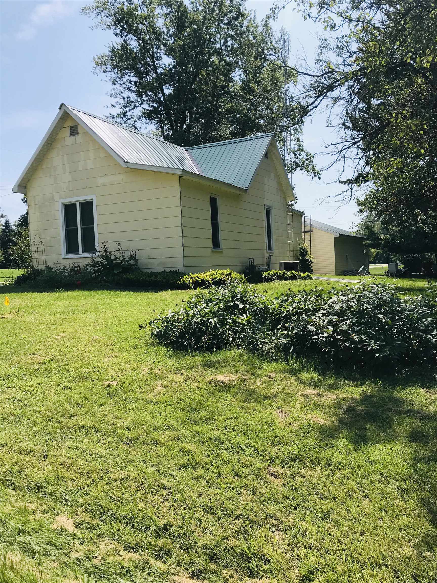401 Parsonage Street Hudson, IN 46747 - Photo 1 of 12 Gallery Image 1