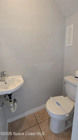 $1,400 | 55 Needle Boulevard, Unit 49, Merritt Island, FL 32953