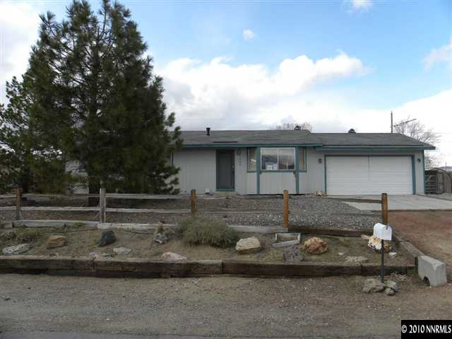3835 Peregrine Circle Reno, NV 89508 - Photo 1 of 9 a view of a yard with an outdoor space