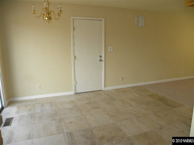 3835 Peregrine Circle Reno, NV 89508 - Photo 3 of 9 a view of an empty room