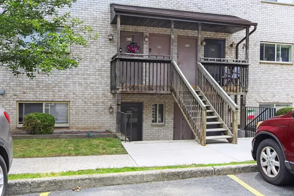 $109,000 | 26 Cooper Road, Unit 414, Poughkeepsie, NY 12603