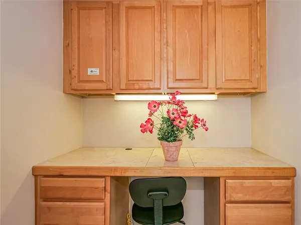 $1,800 | 55 Woodland Drive, Unit 207, Vero Beach, FL 32962