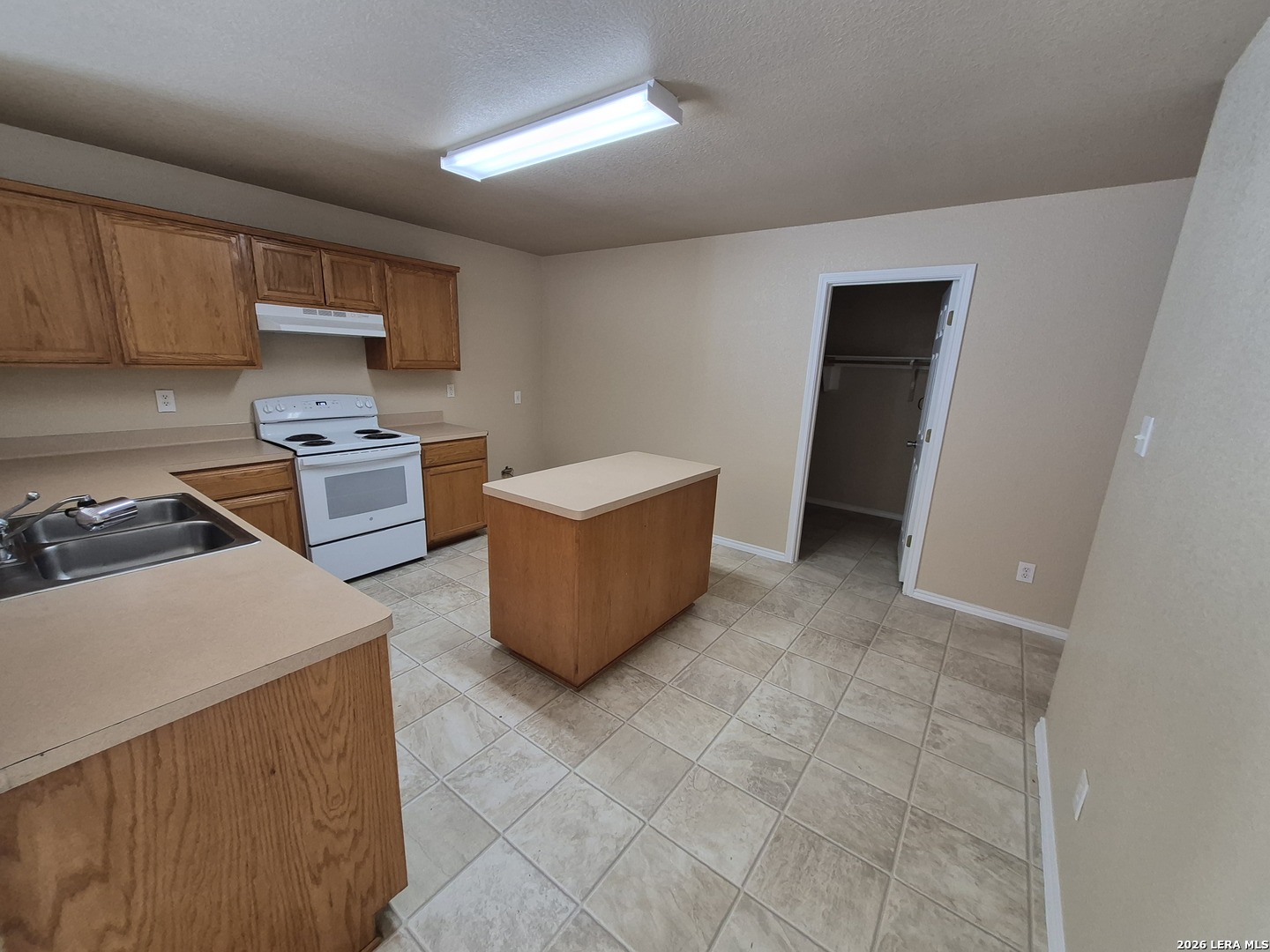 3954 Key W Way Converse, TX 78109 - Photo 10 of 38 Gallery Image 10