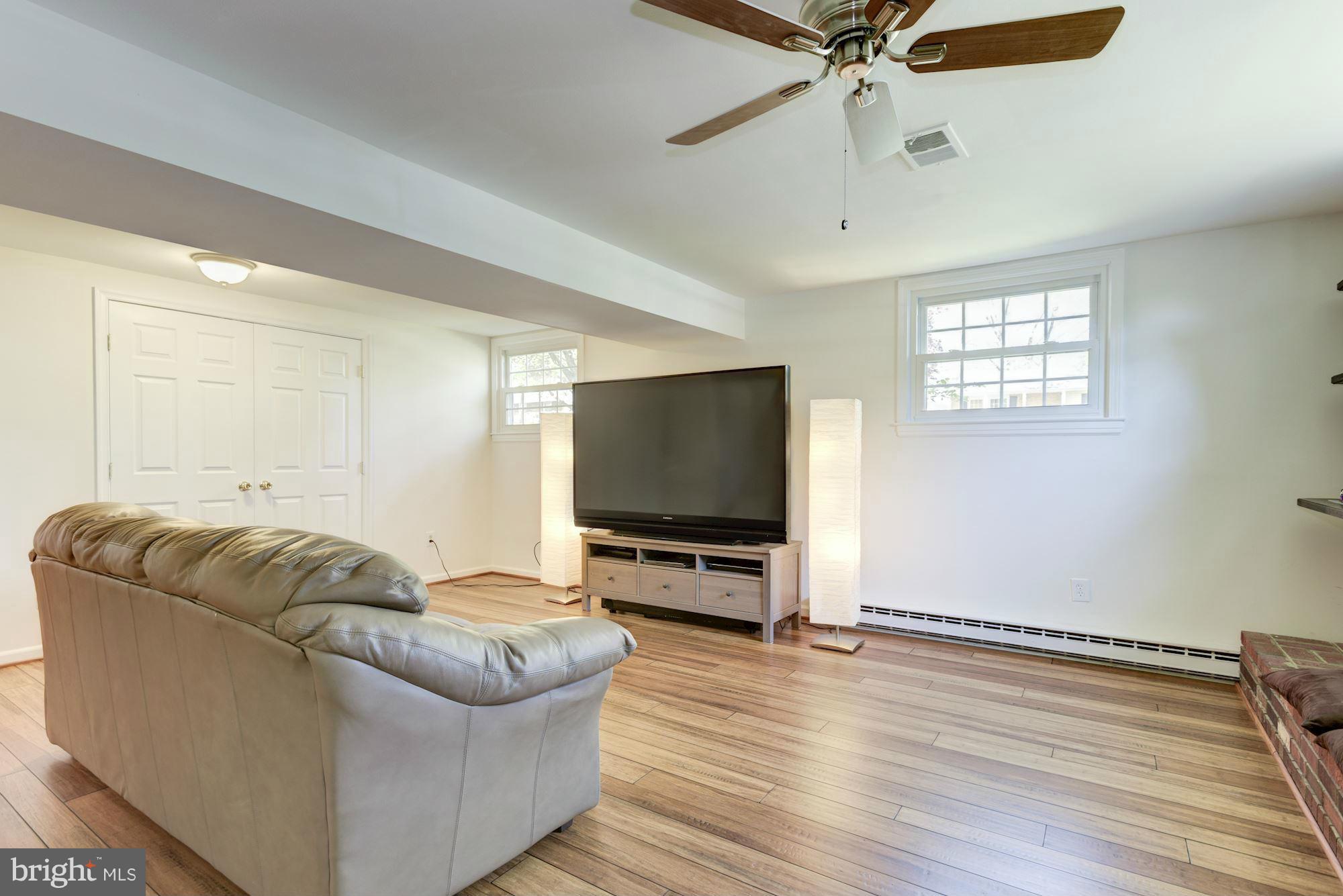 1208 East Jefferson Road Sterling, VA 20164 - Photo 18 of 26 Rec Room