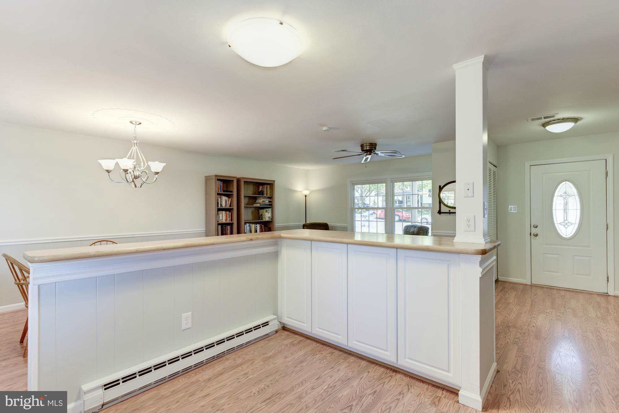 1208 East Jefferson Road Sterling, VA 20164 - Photo 10 of 26 Large L Island