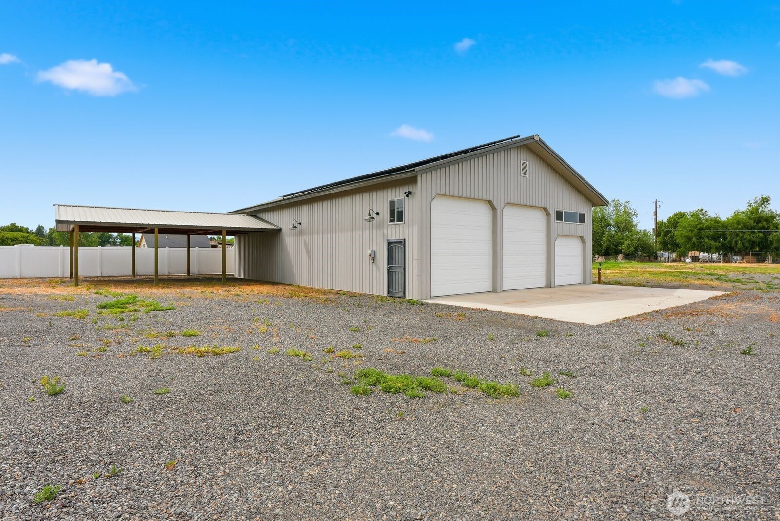 4101 Ahtanum Road Yakima, WA 98903 - Photo 31 of 38