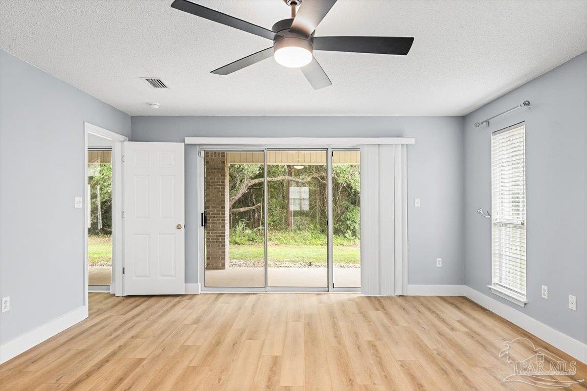 2830 Masters Boulevard Navarre, FL 32566 - Photo 30 of 52